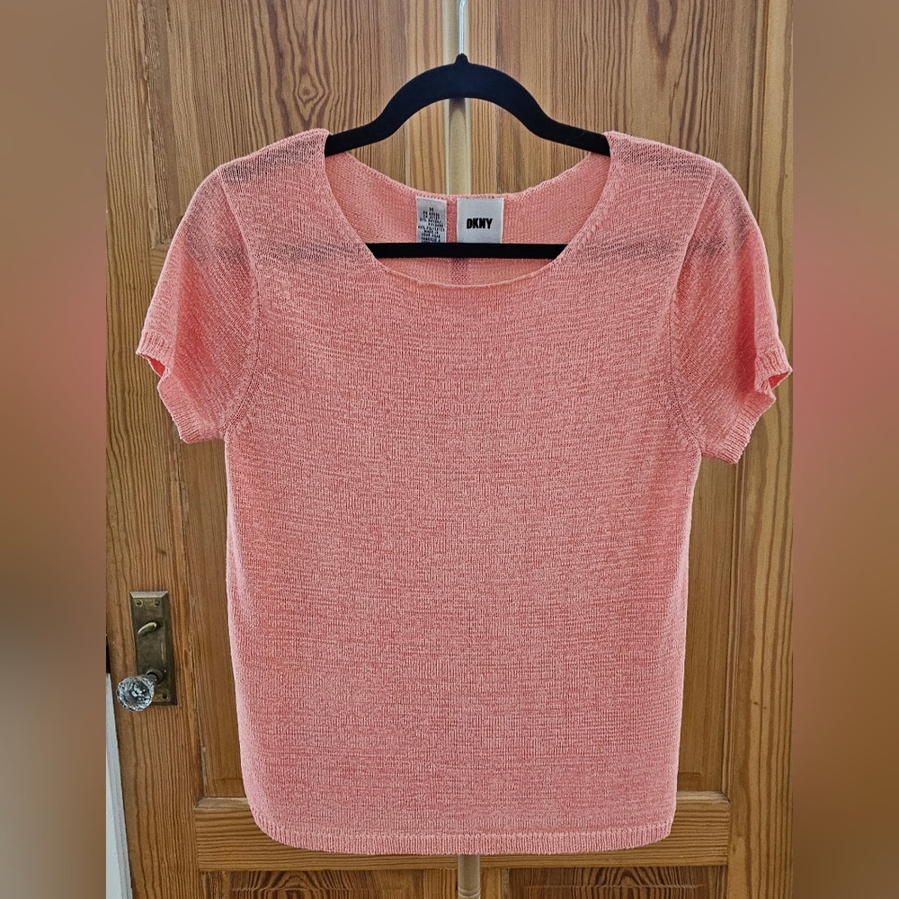 DKNY Knit Peachy Pink Sweater Size Medium